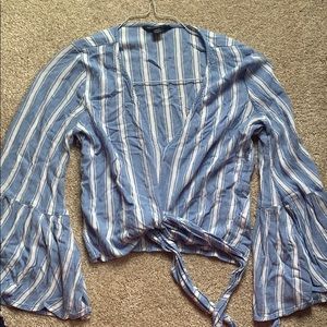 American Eagle longsleeve top!